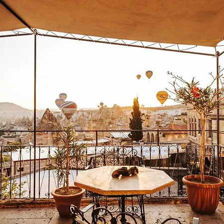 Sultan Cave Hotel 3*