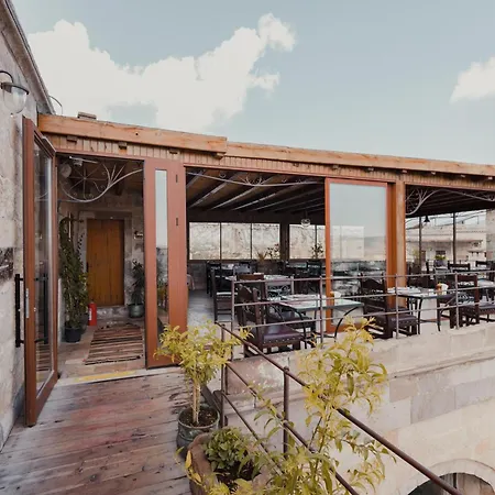 호텔 술탄 케이브 스위트 3*