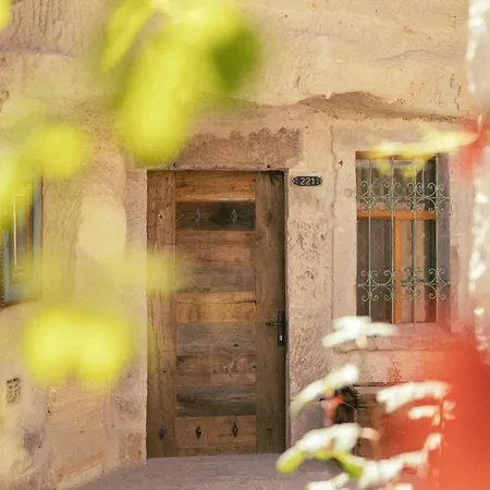 Sultan Cave Hotel 3*