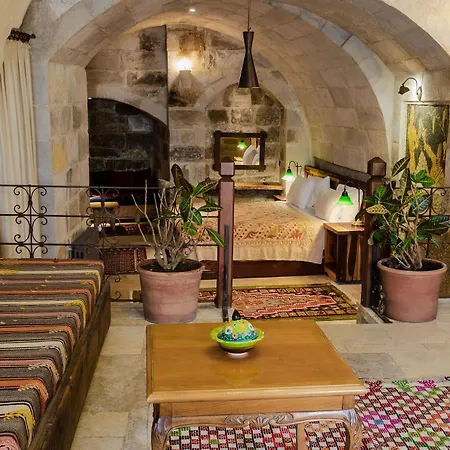 호텔 술탄 케이브 스위트 3*