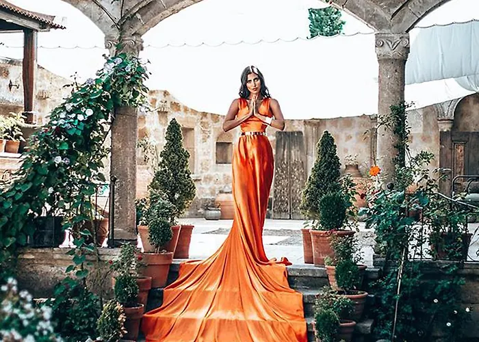 Отель Sultan Cave